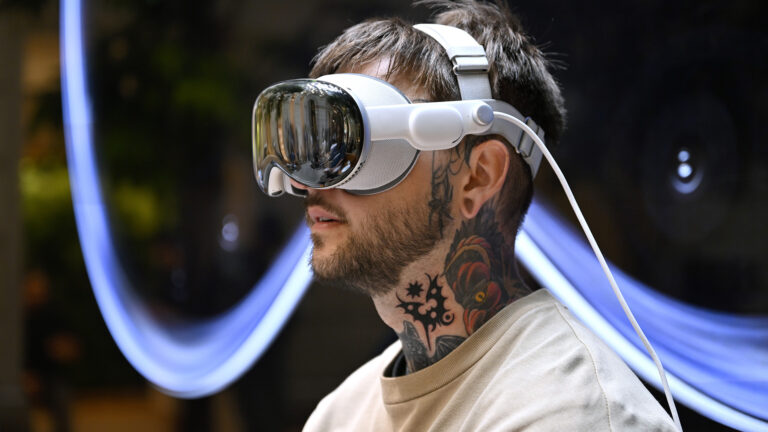 YouTube App Now Available on Apple Vision Pro Headset