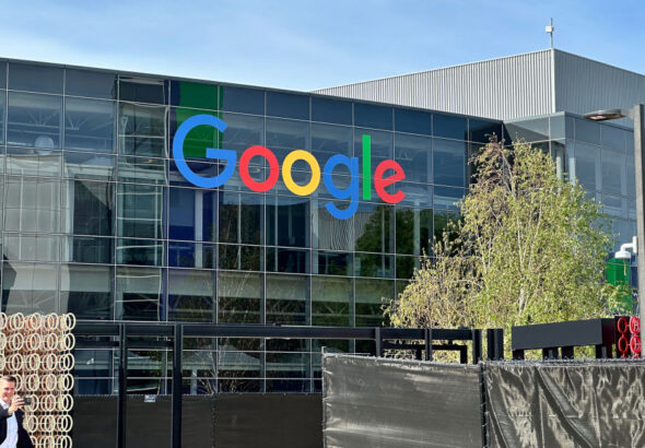 This New Google App Lets You Type by Talking Offline